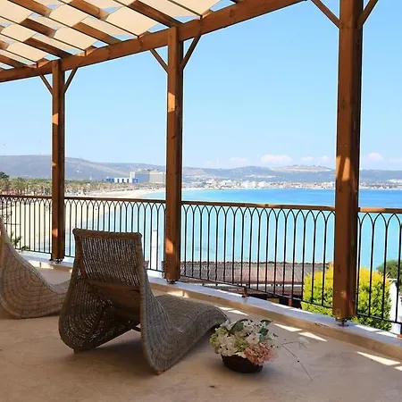 Ceshme Hotel Çeşme