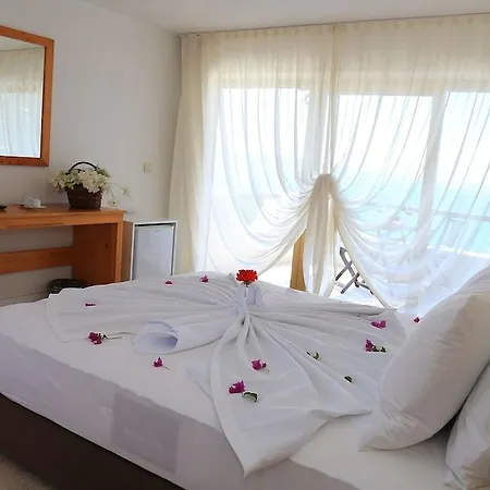 Ceshme 3* Çeşme