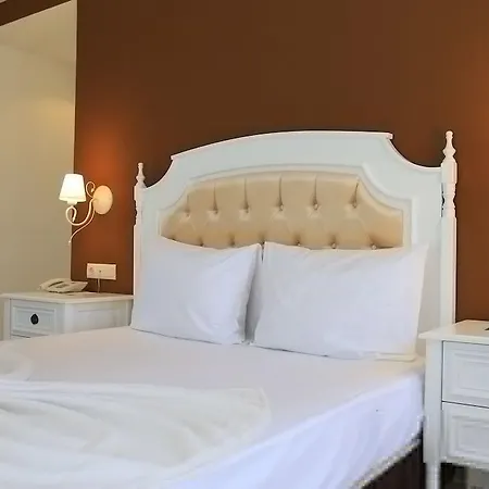 Ceshme Hotel Çeşme