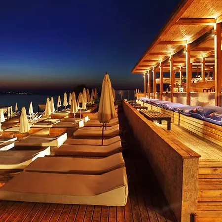 Ceshme 3* Çeşme