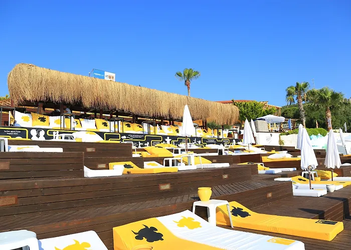 Готель Ceshme 4*