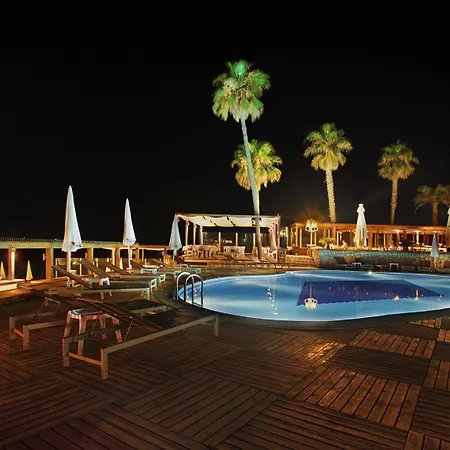 Ceshme 4* Çeşme