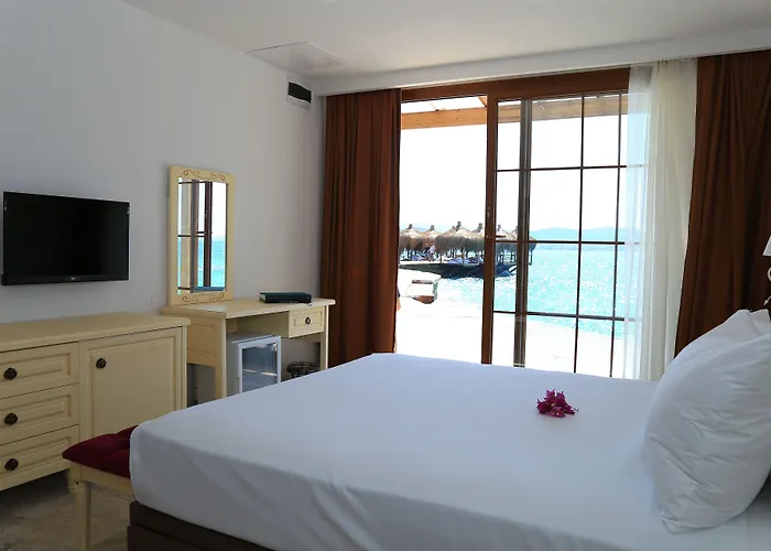 Ceshme Hotel Çeşme