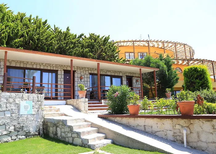 Ceshme Hotel Çeşme