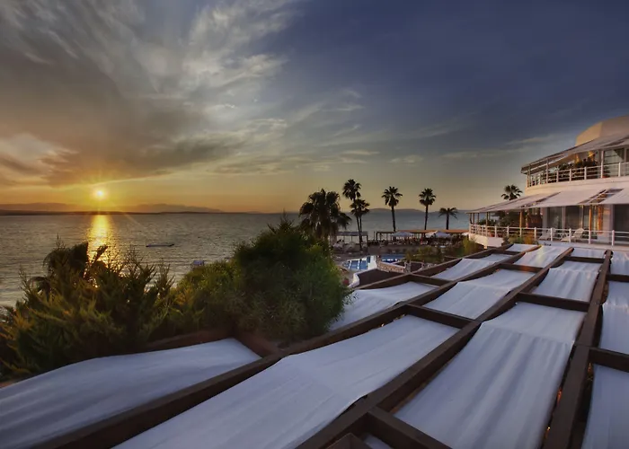 Ceshme Hotel Çeşme